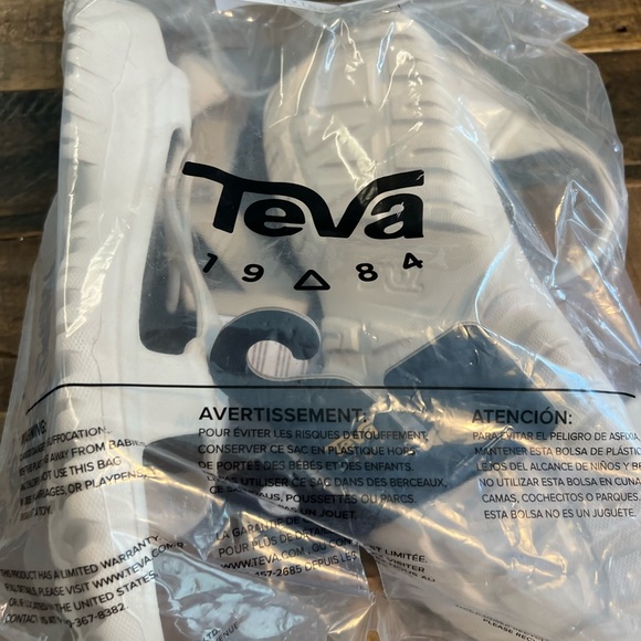 Teva Hurricane Drift waterproof Sandals Birch new - Picture 6 of 15